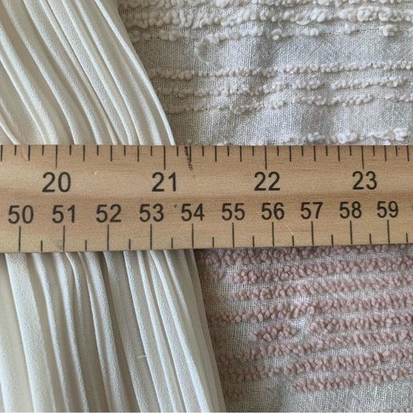 VTG Laura & Jayme Semi Sheer Blouse-  Pleated Dress Shirt Sz(8) - Picture 13 of 13